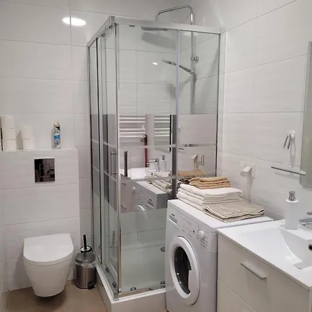 Apartament-sadowa Apartment *
